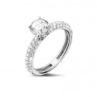 Stately Diamond Ring