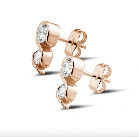 SHAPE DIAMOND EARRING