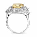 Queens Yellow Diamond